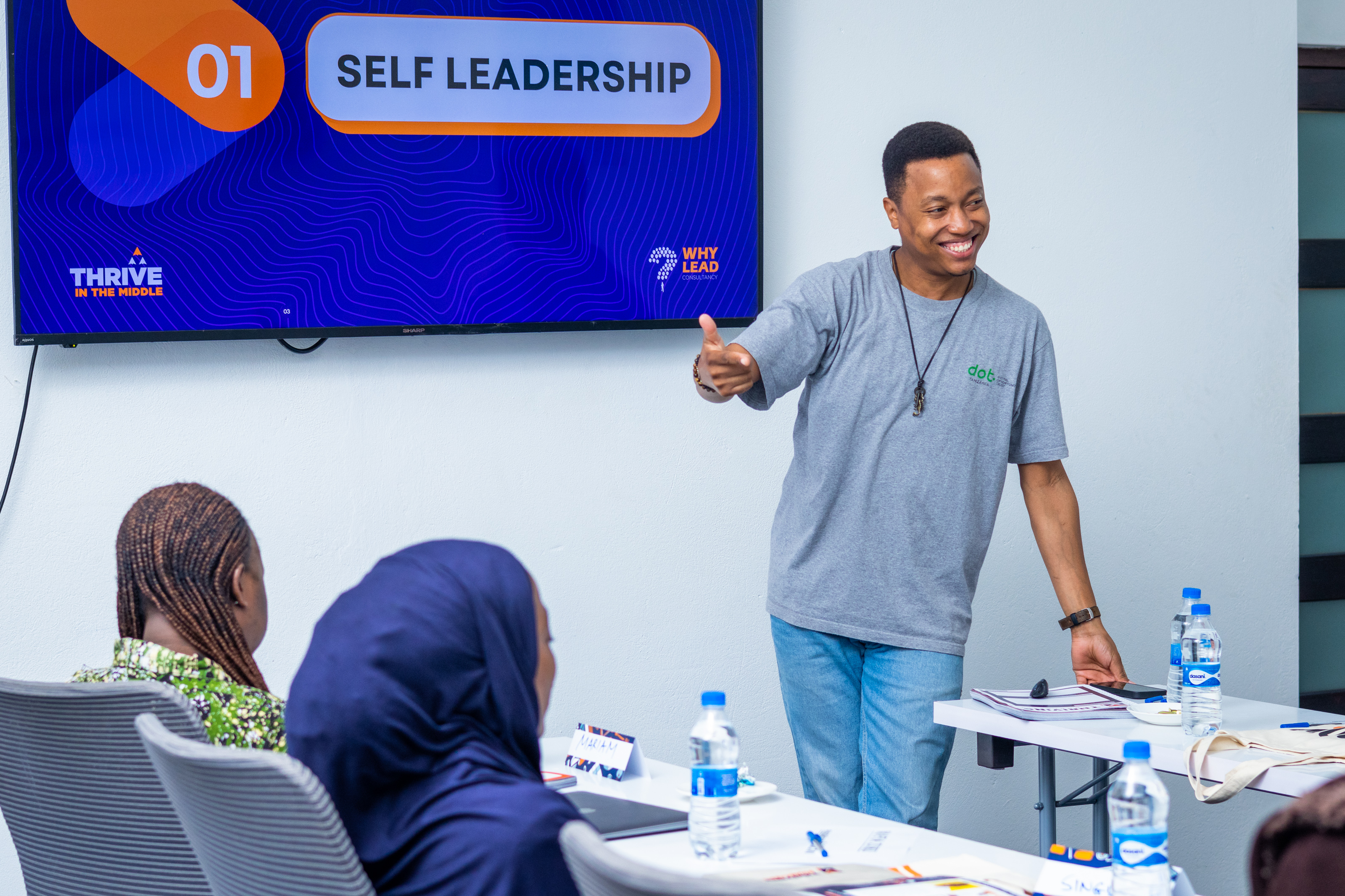 WhyLead facilitator leading a Self Leadership session during the Thrive in the Middle programme